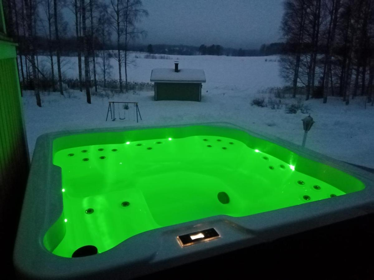 Villa Jacuzzi Niemelae Melkoniemi Exterior foto